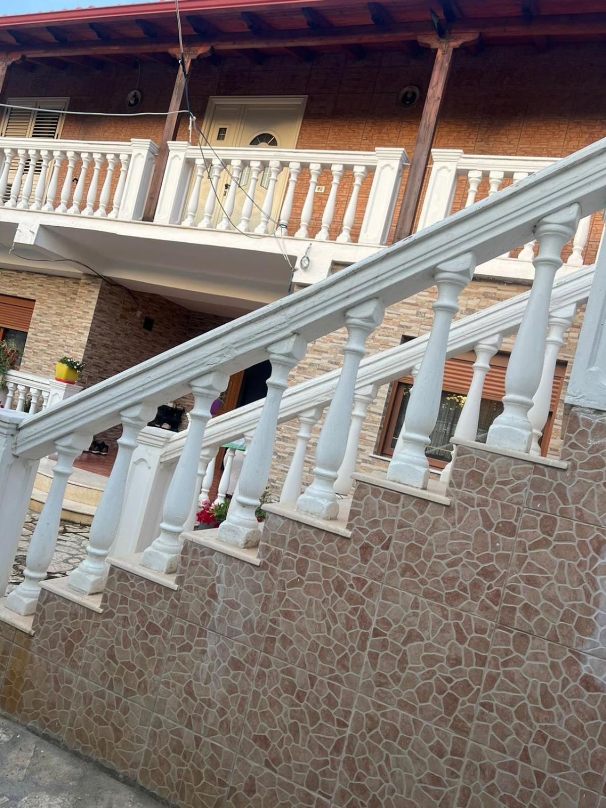Hotel Nori House Wlora Zewnętrze zdjęcie
